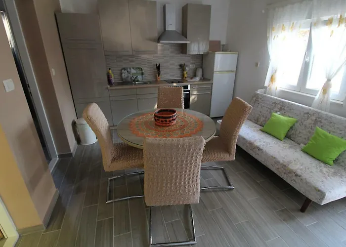 Kuca Za Odmor Modra Oaza Semesterbostad *