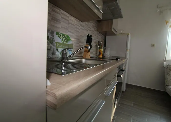 בית נופש Kuca Za Odmor Modra Oaza